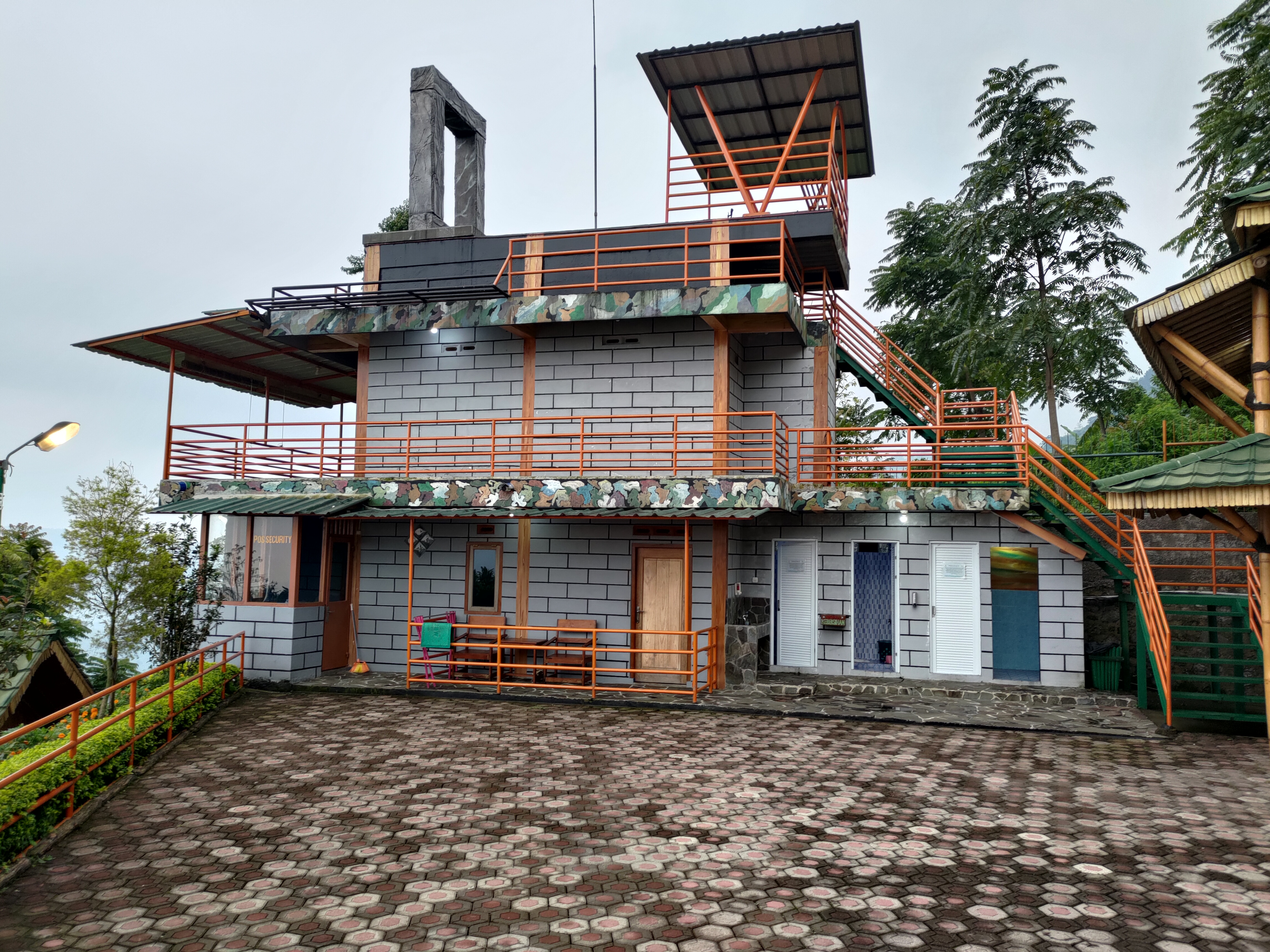 villa khayangan